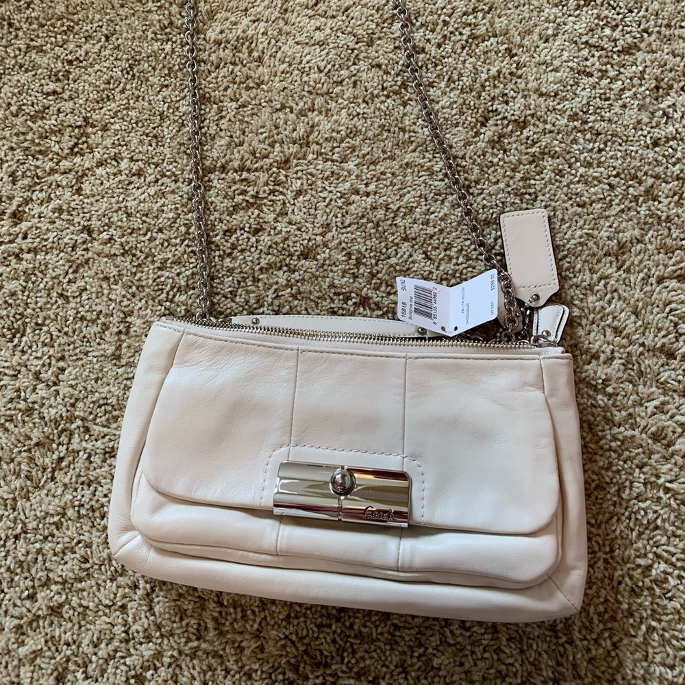 Sold***NEW with tag COACH shoulder / crossbody bag